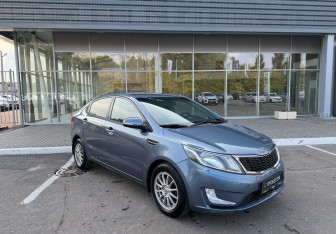 Подержанный автомобиль Kia Rio Sedan 2012 года (3 фото)