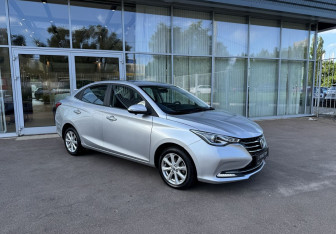 Подержанный автомобиль Changan Alsvin 2023 года (3 фото)