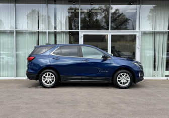 Подержанный автомобиль Chevrolet Equinox 2022 года (4 фото)