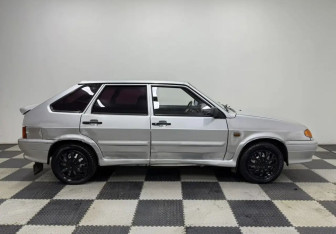 Подержанный автомобиль LADA (ВАЗ) 2114 2010 года (4 фото)