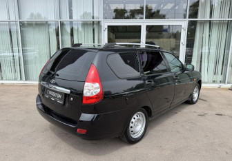 Подержанный автомобиль LADA (ВАЗ) Priora Wagon 2013 года (5 фото)