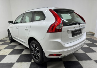 Подержанный автомобиль Volvo XC60 2016 года (7 фото)