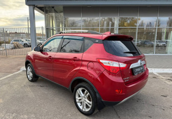 Подержанный автомобиль Changan CS35 2015 года (7 фото)