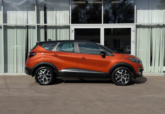 Подержанный автомобиль Renault Kaptur 2016 года (4 фото)