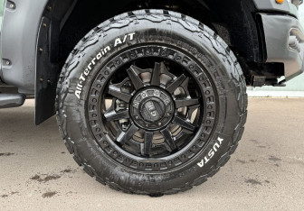 Подержанный автомобиль Ford F-150 2020 года (12 фото)
