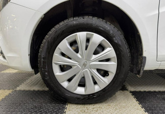 Подержанный автомобиль LADA (ВАЗ) Vesta Sedan 2017 года (12 фото)