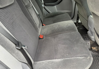 Подержанный автомобиль Ford Focus Hatchback 2008 года (11 фото)