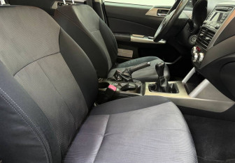 Подержанный автомобиль Subaru Forester Suv 2009 года (9 фото)