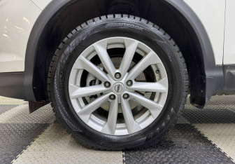 Подержанный автомобиль Nissan Qashqai 2018 года (12 фото)