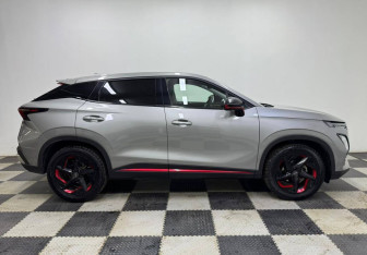 Подержанный автомобиль Omoda C5 2023 года (4 фото)