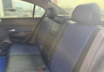 Подержанный автомобиль Chevrolet Cruze Sedan 2011 года (11 фото)