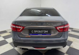 Подержанный автомобиль LADA (ВАЗ) Vesta Sedan 2021 года (6 фото)