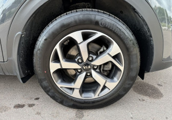 Подержанный автомобиль Kia Sportage 2021 года (12 фото)