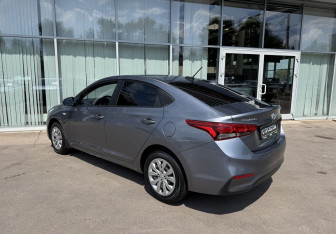 Подержанный автомобиль Hyundai Solaris Sedan 2019 года (7 фото)