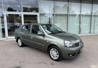 Подержанный автомобиль Renault Symbol 2008 года (3 фото)