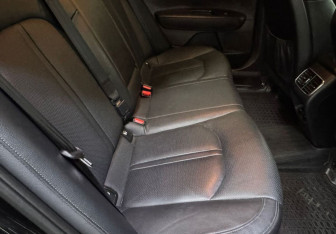 Подержанный автомобиль Kia Optima Sedan 2018 года (11 фото)