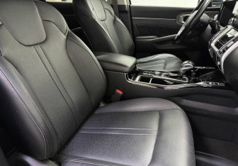 Подержанный автомобиль Kia Sorento 2020 года (9 фото)