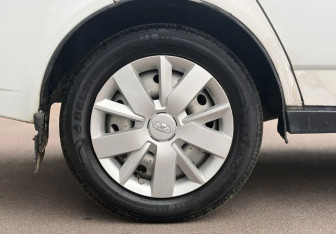 Подержанный автомобиль LADA (ВАЗ) Priora Wagon 2012 года (12 фото)
