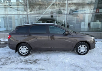 Подержанный автомобиль LADA (ВАЗ) Vesta Wagon 2019 года (4 фото)