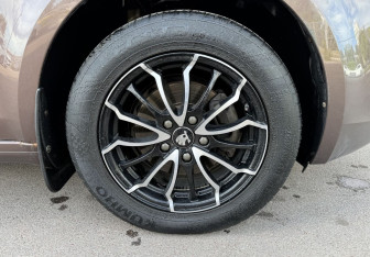 Подержанный автомобиль Skoda Octavia Liftback 2014 года (12 фото)