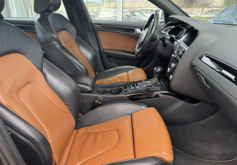 Подержанный автомобиль Audi A4 Sedan 2013 года (10 фото)