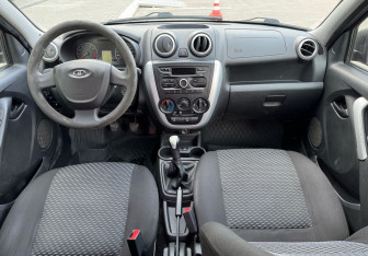 Подержанный автомобиль LADA (ВАЗ) Granta Sedan 2017 года (10 фото)