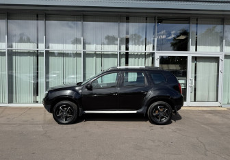 Подержанный автомобиль Renault Duster 2014 года (8 фото)