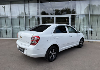 Подержанный автомобиль Chevrolet Cobalt Sedan 2021 года (5 фото)