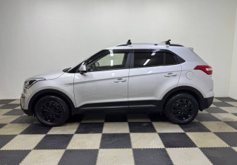 Подержанный автомобиль Hyundai Creta 2018 года (8 фото)
