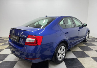 Подержанный автомобиль Skoda Octavia Liftback 2018 года (5 фото)