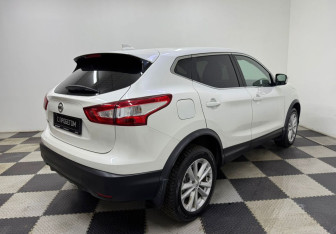 Подержанный автомобиль Nissan Qashqai 2018 года (5 фото)