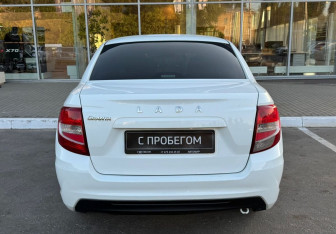 Подержанный автомобиль LADA (ВАЗ) Granta Sedan 2019 года (6 фото)