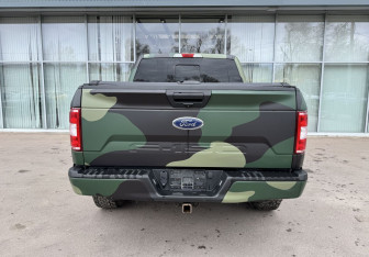 Подержанный автомобиль Ford F-150 2020 года (6 фото)
