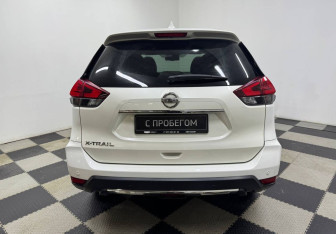 Подержанный автомобиль Nissan X-Trail 2020 года (6 фото)