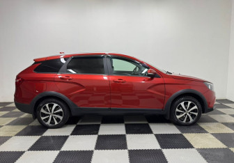 Подержанный автомобиль LADA (ВАЗ) Vesta Wagon 2021 года (4 фото)