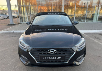 Подержанный автомобиль Hyundai Solaris Sedan 2018 года (2 фото)