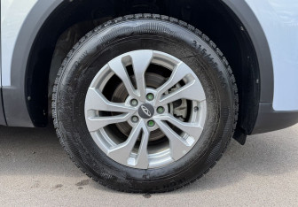 Подержанный автомобиль Chery Tiggo 4 2025 года (12 фото)