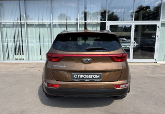 Подержанный автомобиль Kia Sportage 2017 года (6 фото)