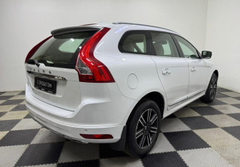 Подержанный автомобиль Volvo XC60 2016 года (5 фото)