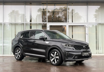 Подержанный автомобиль Kia Sorento 2021 года (3 фото)