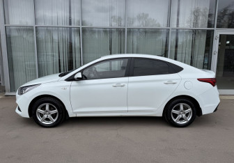 Подержанный автомобиль Hyundai Solaris Sedan 2018 года (8 фото)