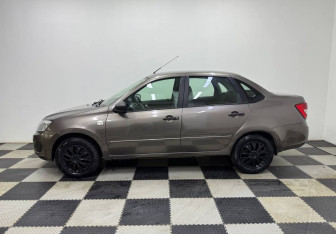 Подержанный автомобиль LADA (ВАЗ) Granta Sedan 2018 года (8 фото)