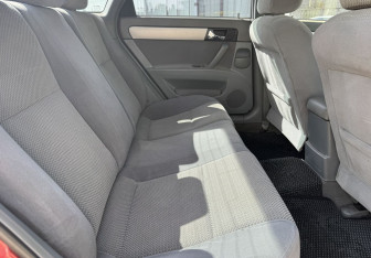 Подержанный автомобиль Chevrolet Lacetti Sedan 2008 года (11 фото)