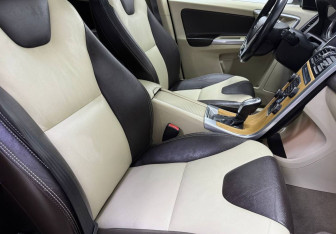 Подержанный автомобиль Volvo XC60 2012 года (9 фото)