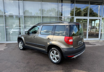 Подержанный автомобиль Skoda Yeti 2011 года (7 фото)