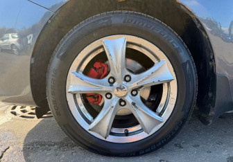 Подержанный автомобиль Toyota Corolla Sedan 2008 года (12 фото)