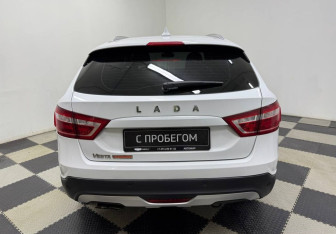 Подержанный автомобиль LADA (ВАЗ) Vesta Wagon 2019 года (6 фото)