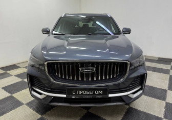 Подержанный автомобиль Geely Monjaro 2024 года (2 фото)