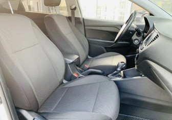 Подержанный автомобиль Hyundai Solaris Sedan 2019 года (10 фото)