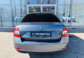 Подержанный автомобиль Skoda Octavia Liftback 2017 года (6 фото)